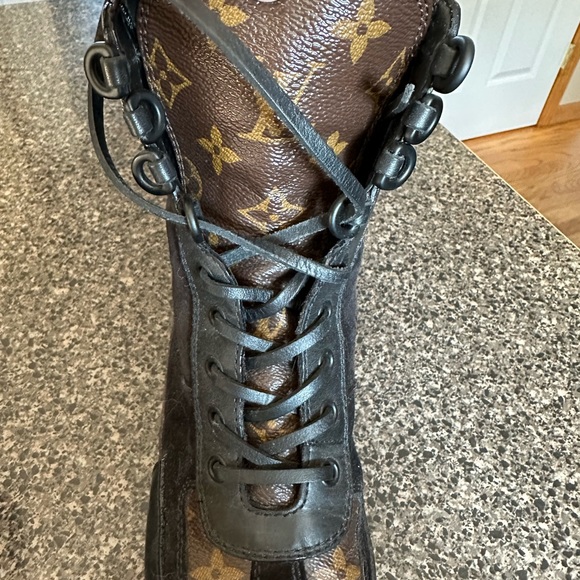 COPY - Louis Vuitton Laureate Platform Desert Boot - Picture 5 of 13